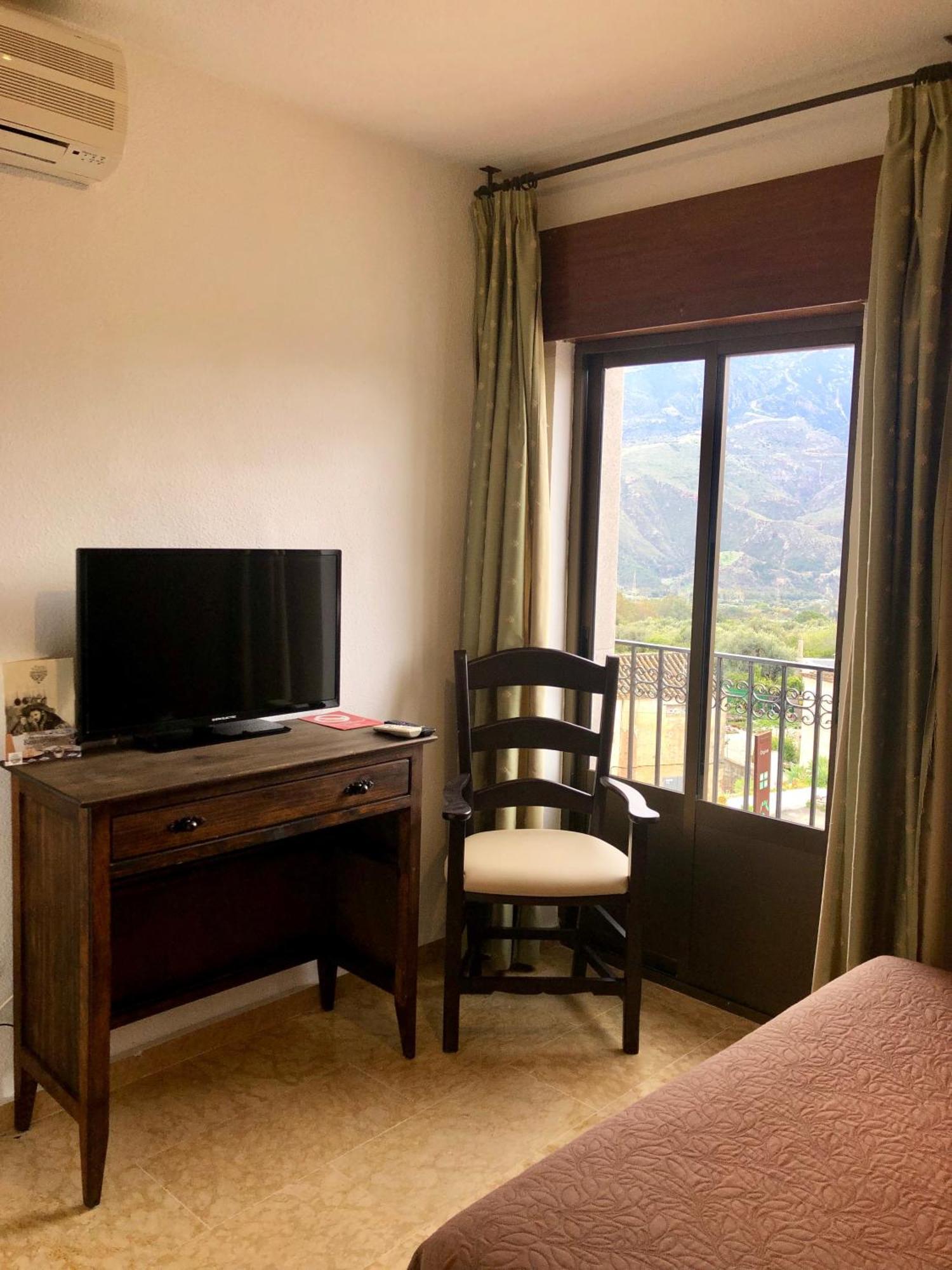 Hotel Puerta Nazari Orgiva Εξωτερικό φωτογραφία