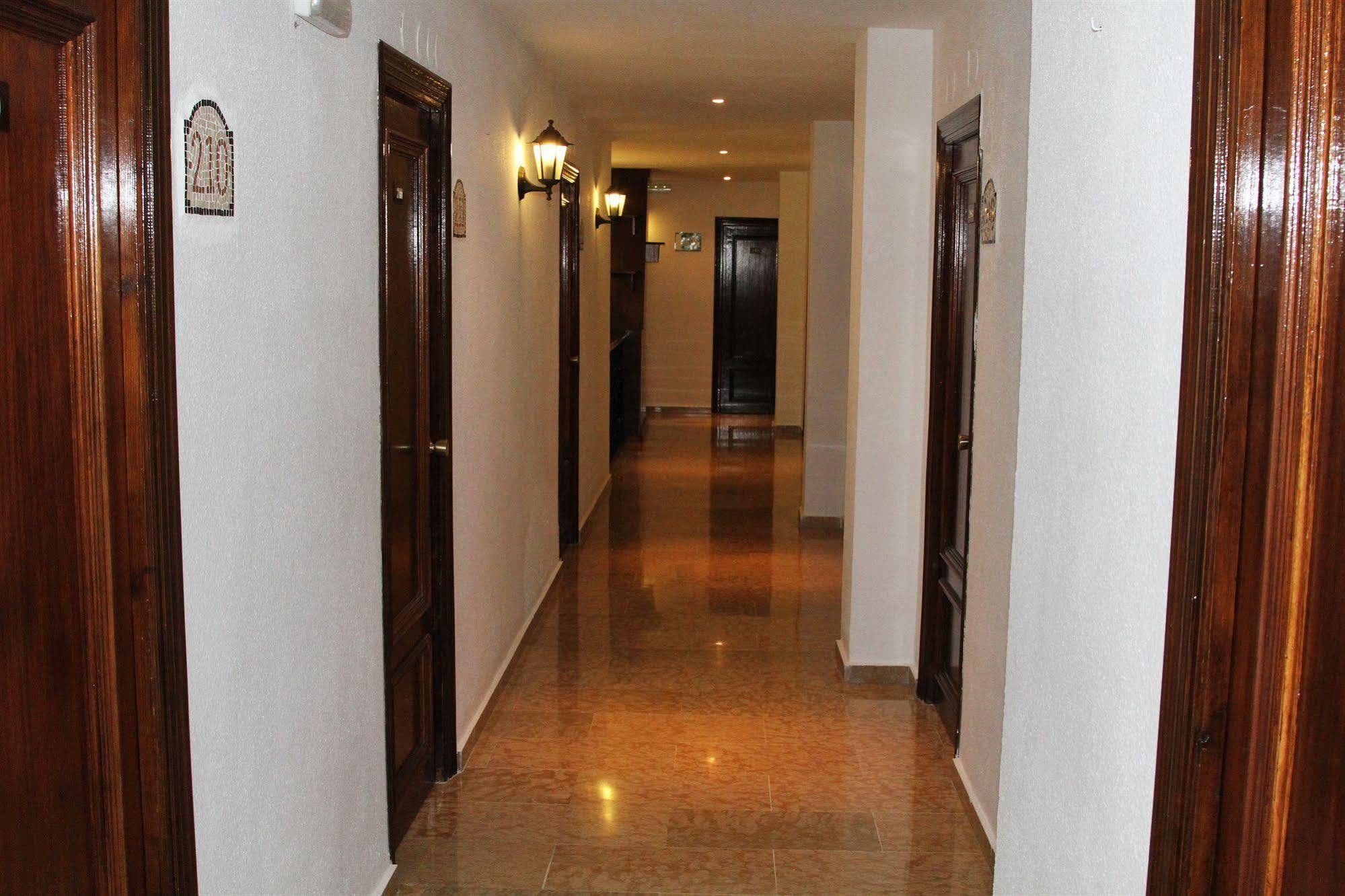 Hotel Puerta Nazari Orgiva Εξωτερικό φωτογραφία